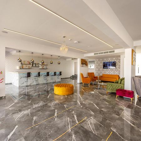 Milea Hotel Agia Napa Exterior foto
