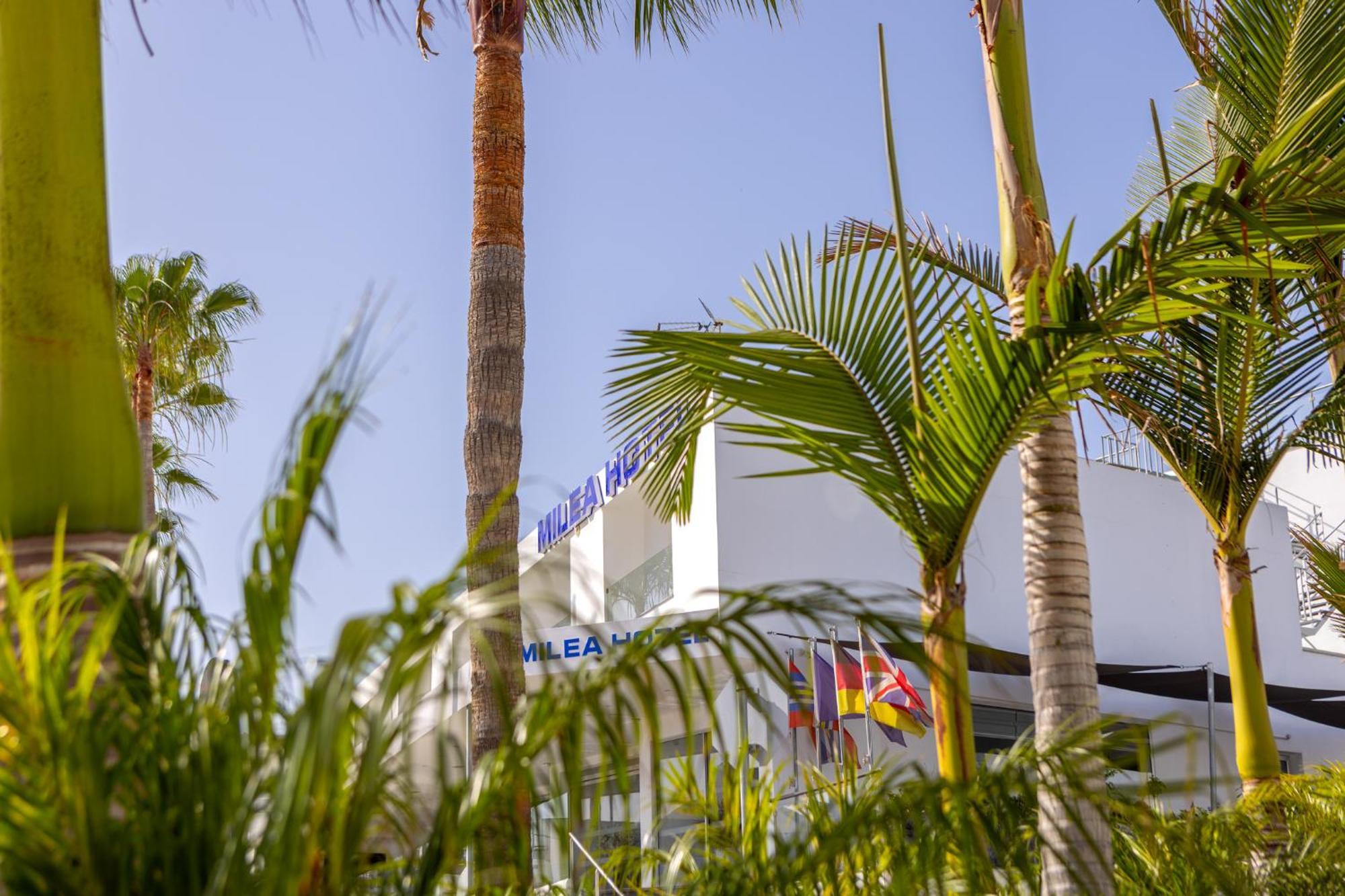 Milea Hotel Agia Napa Exterior foto