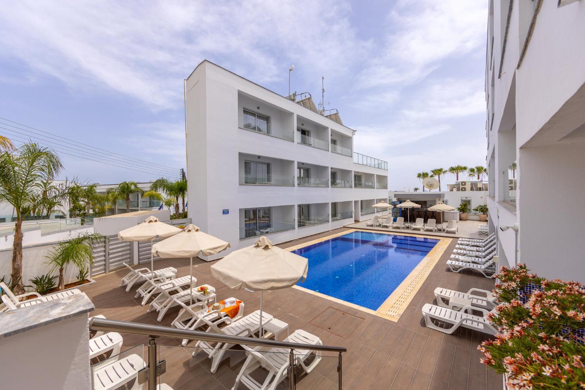Milea Hotel Agia Napa Exterior foto